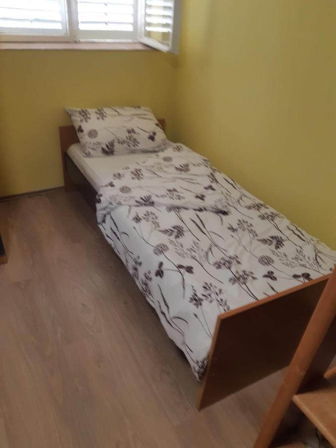 Apartman Novi Sad - Apartment Novi Sad Sremska Kamenica Zewnętrze zdjęcie
